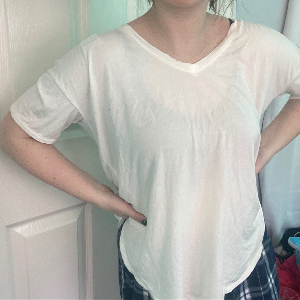 American Eagle Super Soft V neck